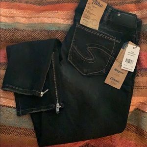 Silver Aiko skinny. Size 32/29
